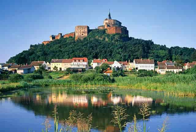 终末的女武神哪些神