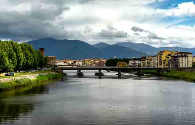 技术因素对地铁的影响论文